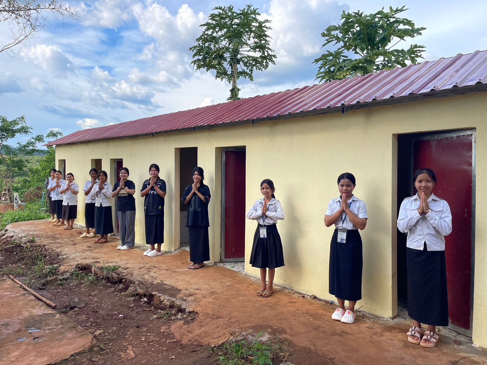 Neue Toiletten und Betten